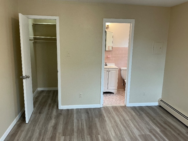 Photo - 22 Rutgers St Unidad 2R