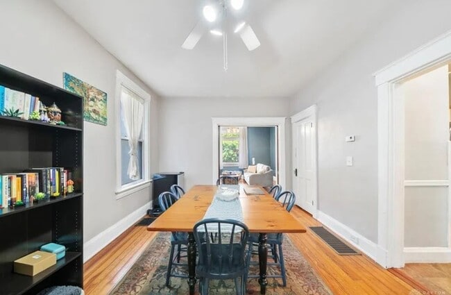 Photo - 3148 Linwood Ave