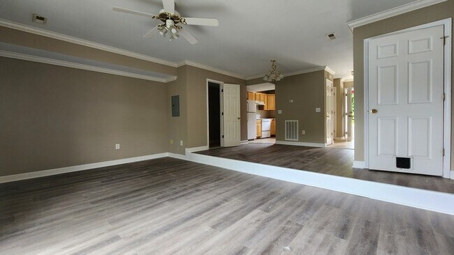 Photo - Condo with Garage for Lease Unit 15