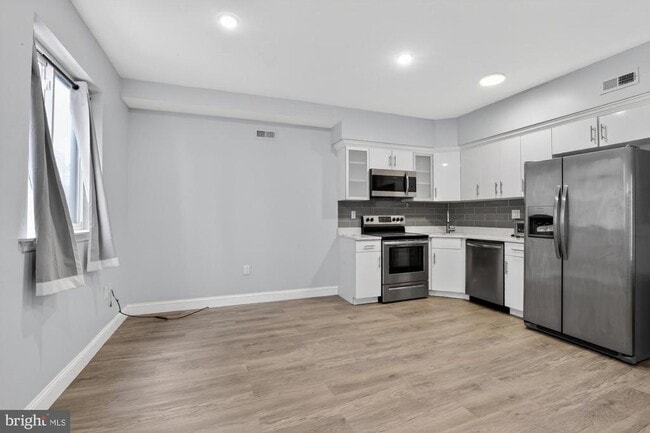 Photo - 523 N 11th St