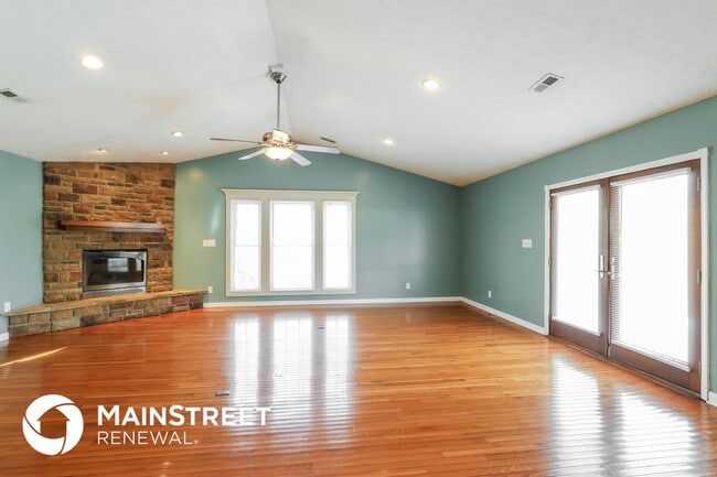 Photo - 7718 Dominique Dr