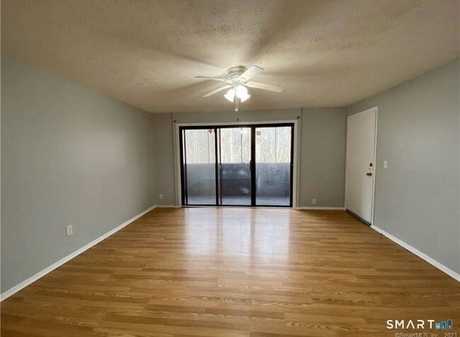 Photo - 165 Towne House Rd Unidad 165