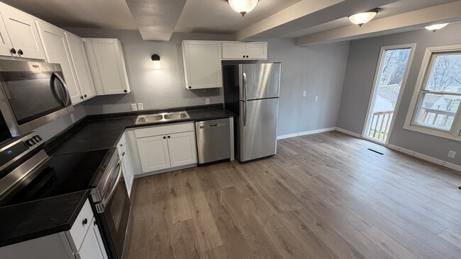 Photo - 7008 SW 15th St