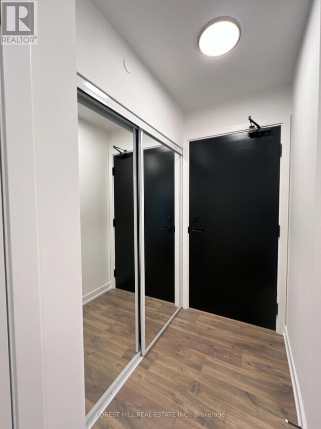 Photo - 2 Augusta Ave Unit 405