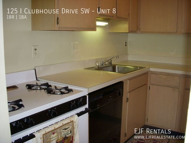 Photo - 125 Clubhouse Dr SW Unidad 8