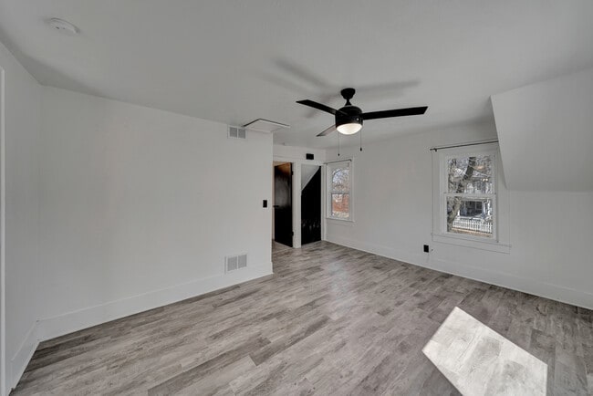 Photo - 2131 N 67th St Unidad 2131