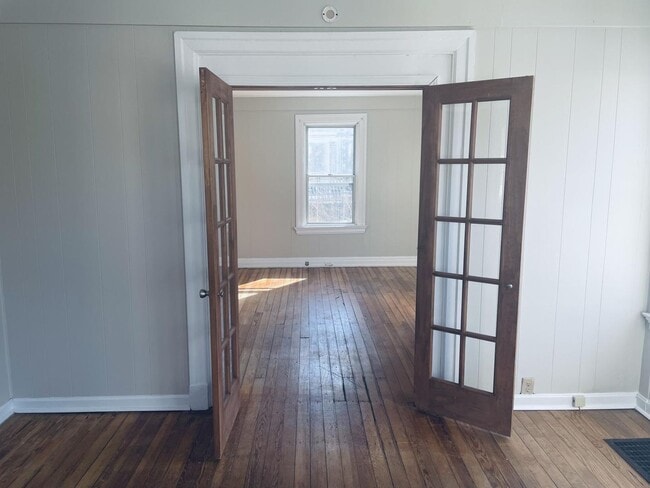 Photo - 3 Bedroom | 1.5 Bath Home – Covington, KY