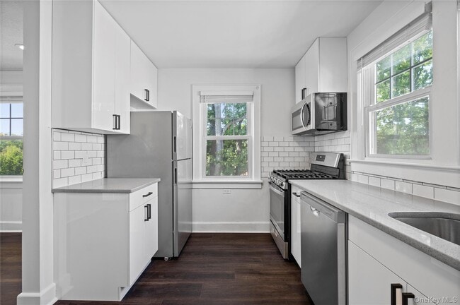 Photo - 305 Columbus Ave Unidad 2