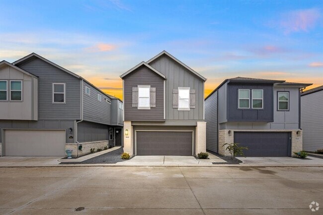 Building Photo - 9947 Storehouse Dr