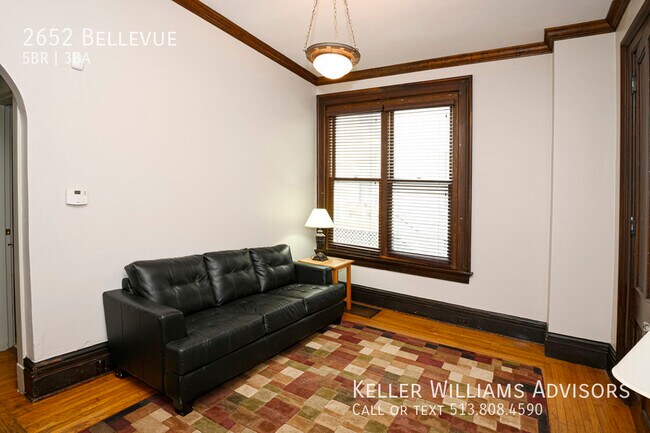 Photo - 2652 Bellevue-