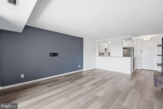 Photo - 200 N Pickett St Unit 1414