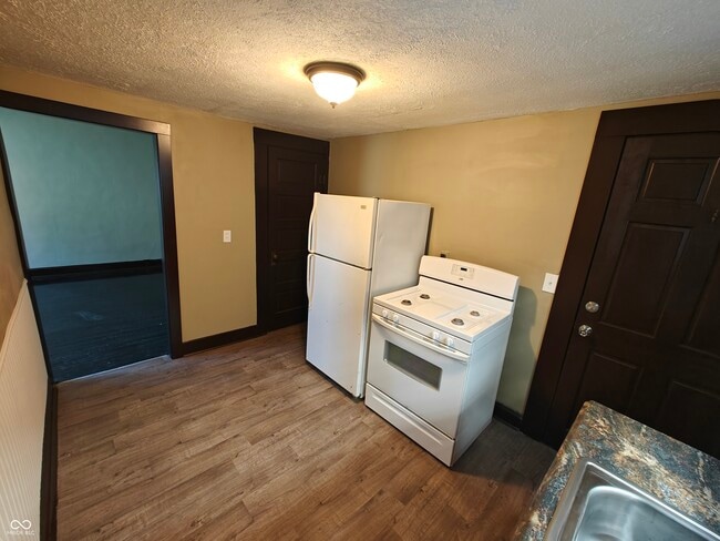 Photo - 202 E Taylor St Unit 3