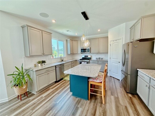 Photo - 1810 Primrose Park Rd