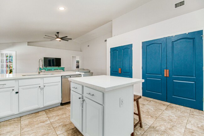 Photo - 9720 Brookstone Way