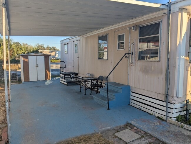 Building Photo - 120 Fortner Ave