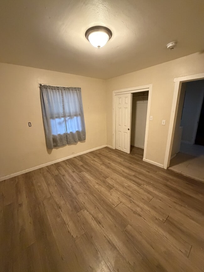 Photo - 1906 N Giddings St