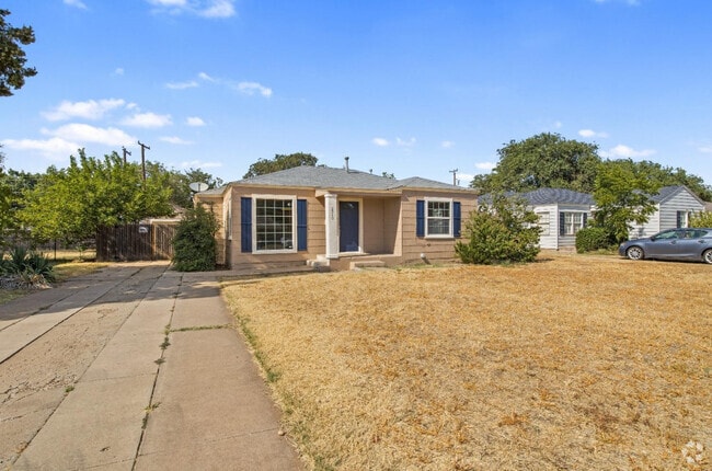 Building Photo - 2510 29th St Rental