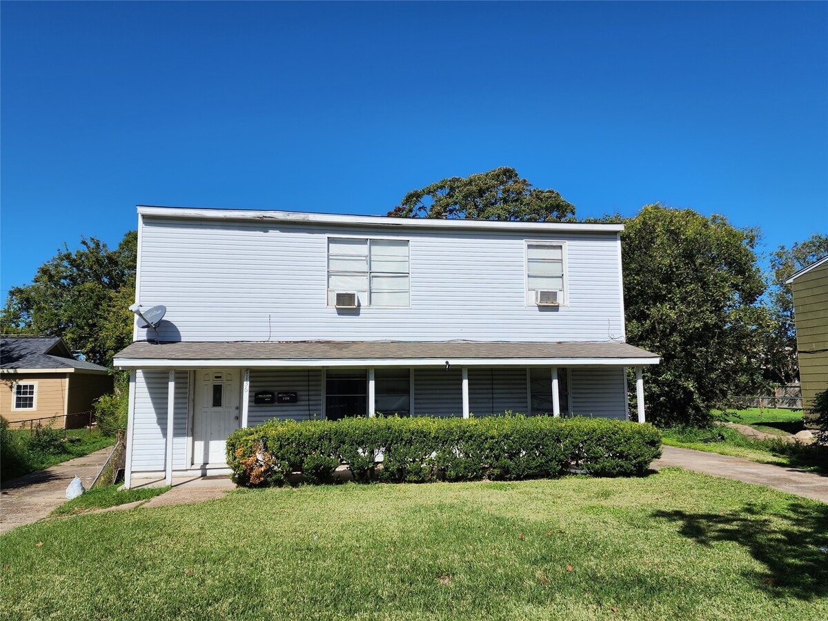 Photo - 1136 5th Ave N