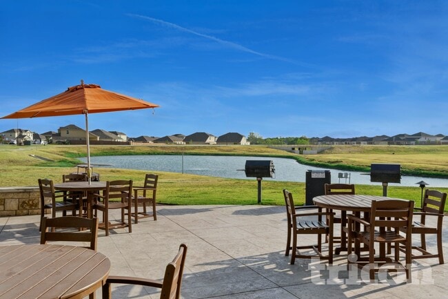 Photo - 5212 Saddle Clb Dr