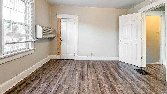 Photo - 1900 W Jackson St Unidad 1900 1/2 W Jackson St.