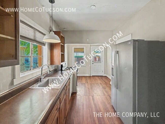 Photo - 544 E Speedway Blvd