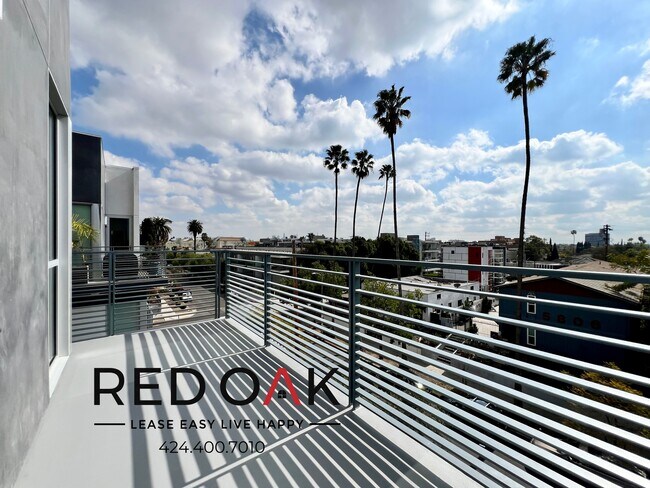 Photo - ~4 Weeks FREE + $1,000 OFF~ Outstanding Tw... Unidad PH4