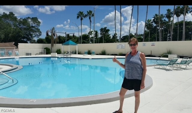 Building Photo - 4293 Island Cir Unit 4