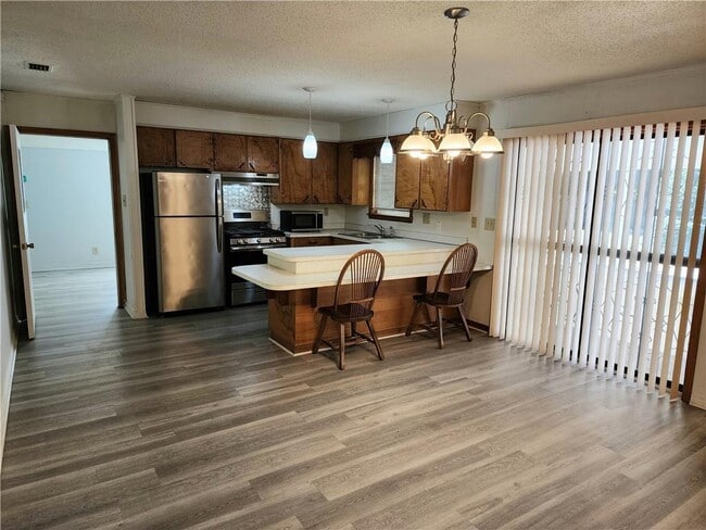 Photo - 3381 Woodard Dr