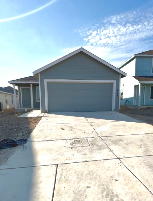 Building Photo - 465 Sarah Wy