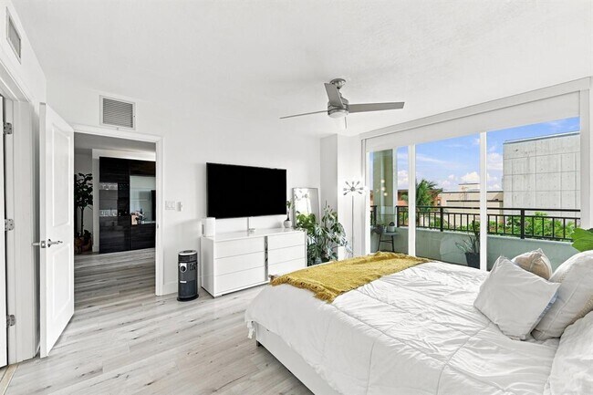 Photo - 610 W Las Olas Blvd Unit 416N