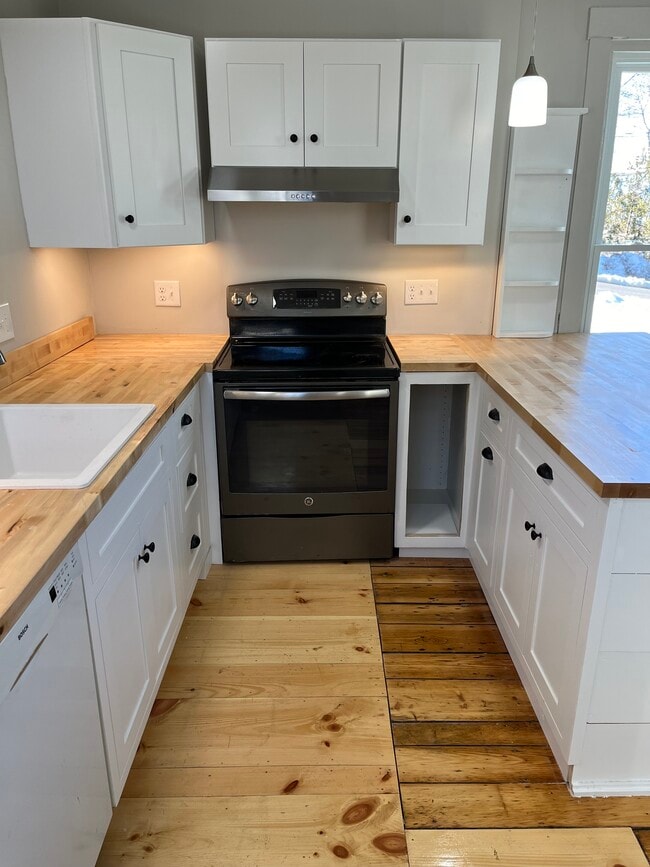 Photo - 145 South St Unit 102