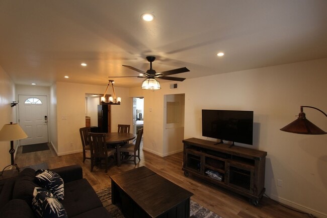 Building Photo - Fully Furnished 2BR Condo in Village at University Heights | Peaks Views + Covered Parking Unit 18-118