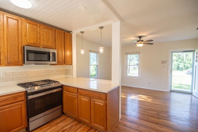 Photo - 622 W 10th Ave