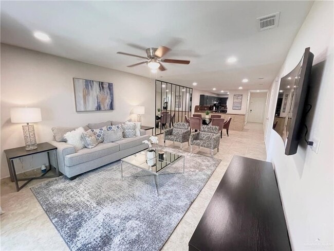 Photo - 18 El Rancho Rd Unit 28