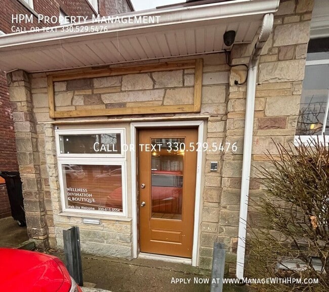 Building Photo - 15 S Highland Ave Unit Boutique