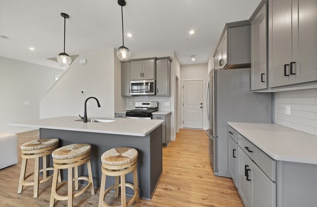 Photo - Foxtail Hollow Townhomes