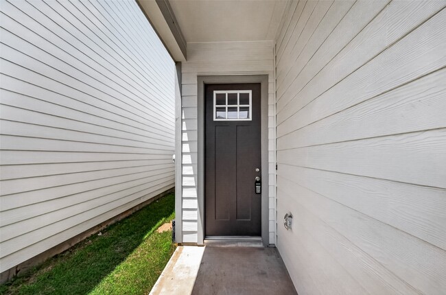 Photo - 13412 Sun Cay Drive