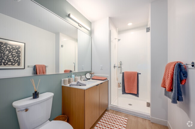 3BR, 2BA - 773SF - Second Bathroom