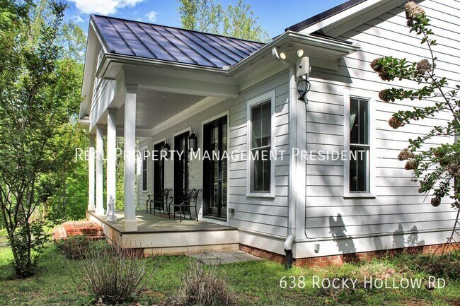 Photo - 638 Rocky Hollow Rd