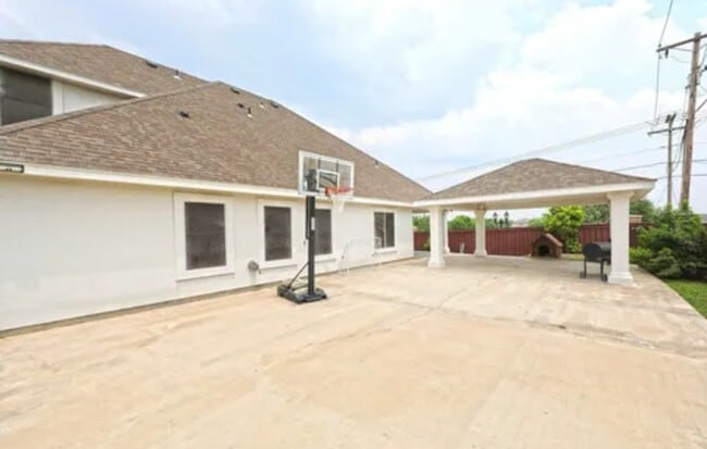 Photo - 2329 Grisell Dr
