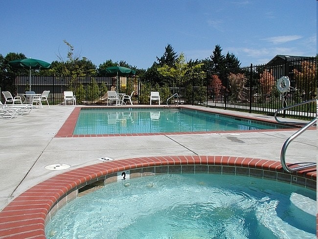 Photo - Willamette Gardens