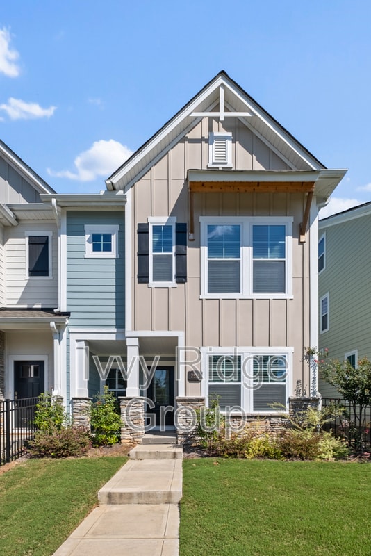 Photo - 2538 Lydia Ave