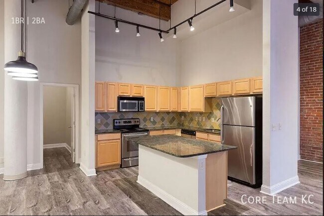 609 Central-1102