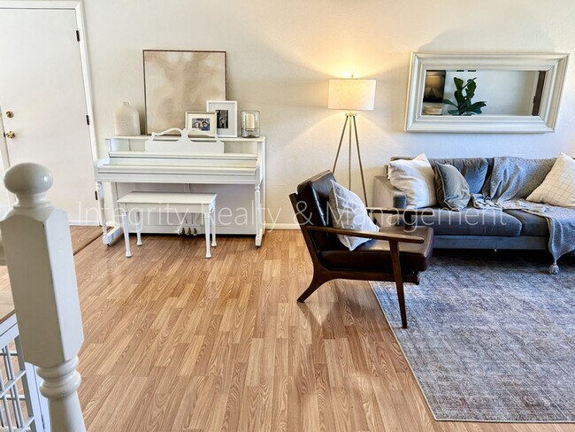 Photo - 9722 W Polk Dr