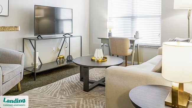 Photo - 335 W 9th St Unidad 331.1403800