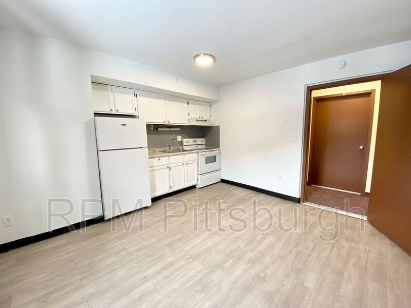 Photo - 932 Penn Ave