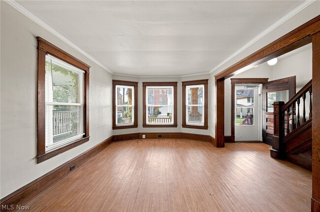 Photo - 1373 Thoreau Rd