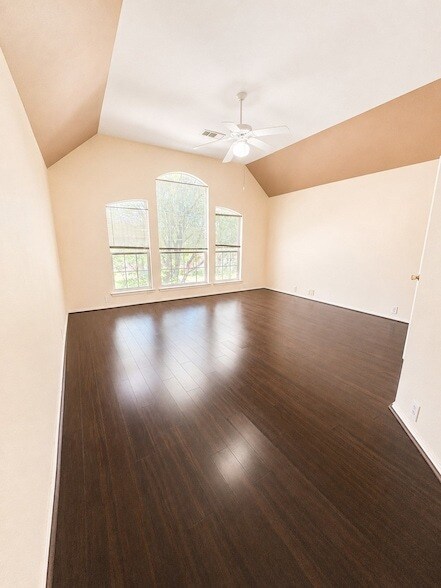 11511 Still Hollow Dr