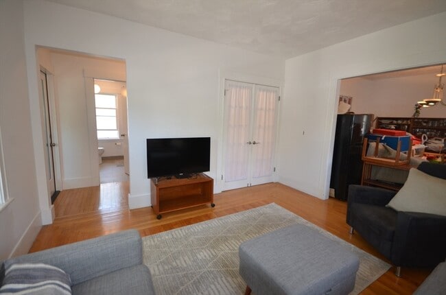 Photo - 11 Hobson St Unit 2