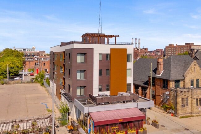 Photo - 438 Selden St Unidad 403